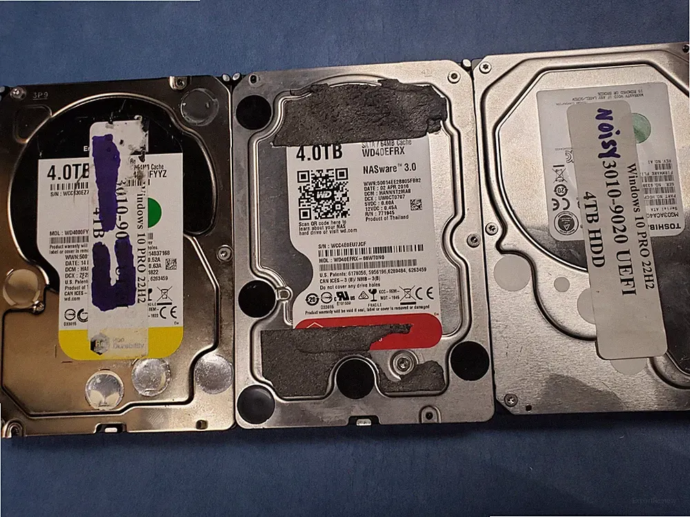 lot of 3 4TB Hard Drive's Western Digital Toshiba poor cosmetic condition boots